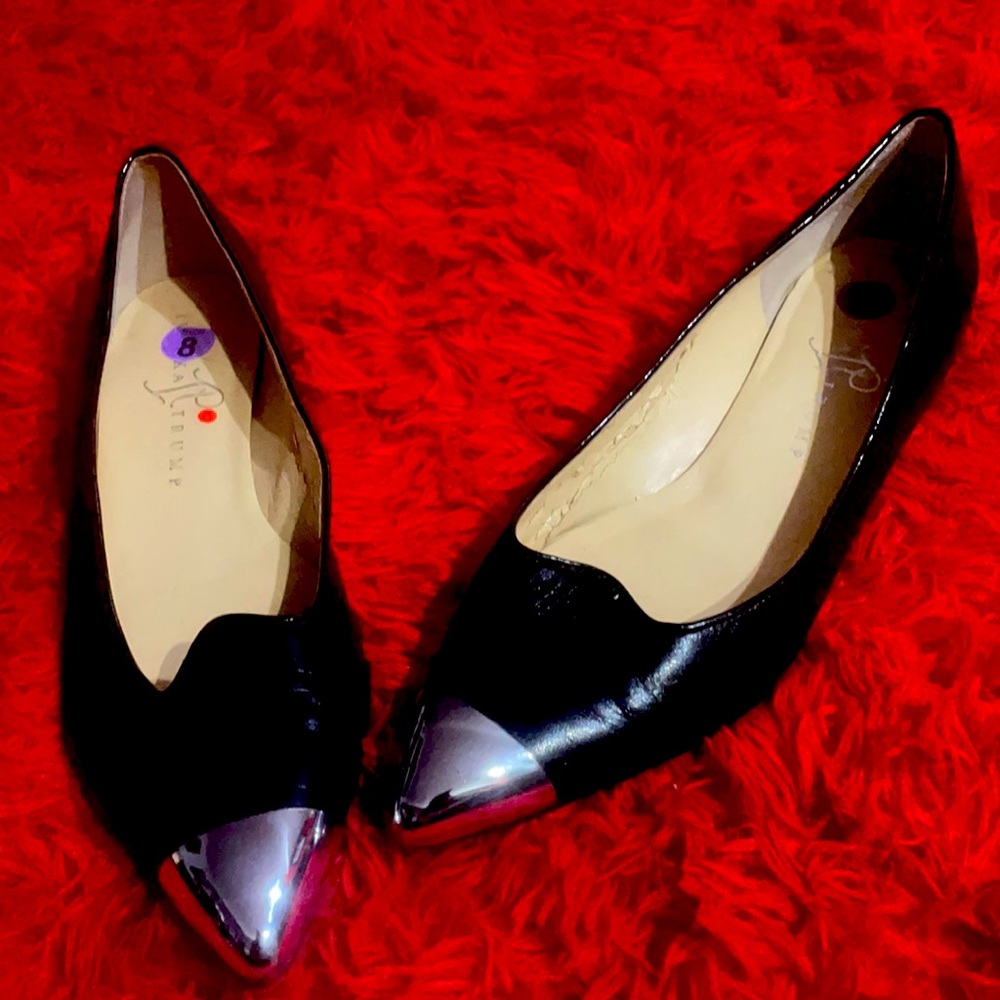 flat with silver toes